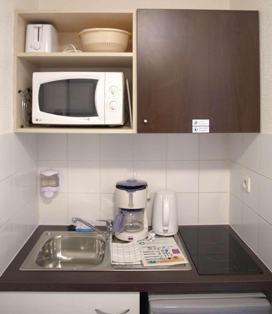 Comfort Aparthotel Besancon La City Room photo
